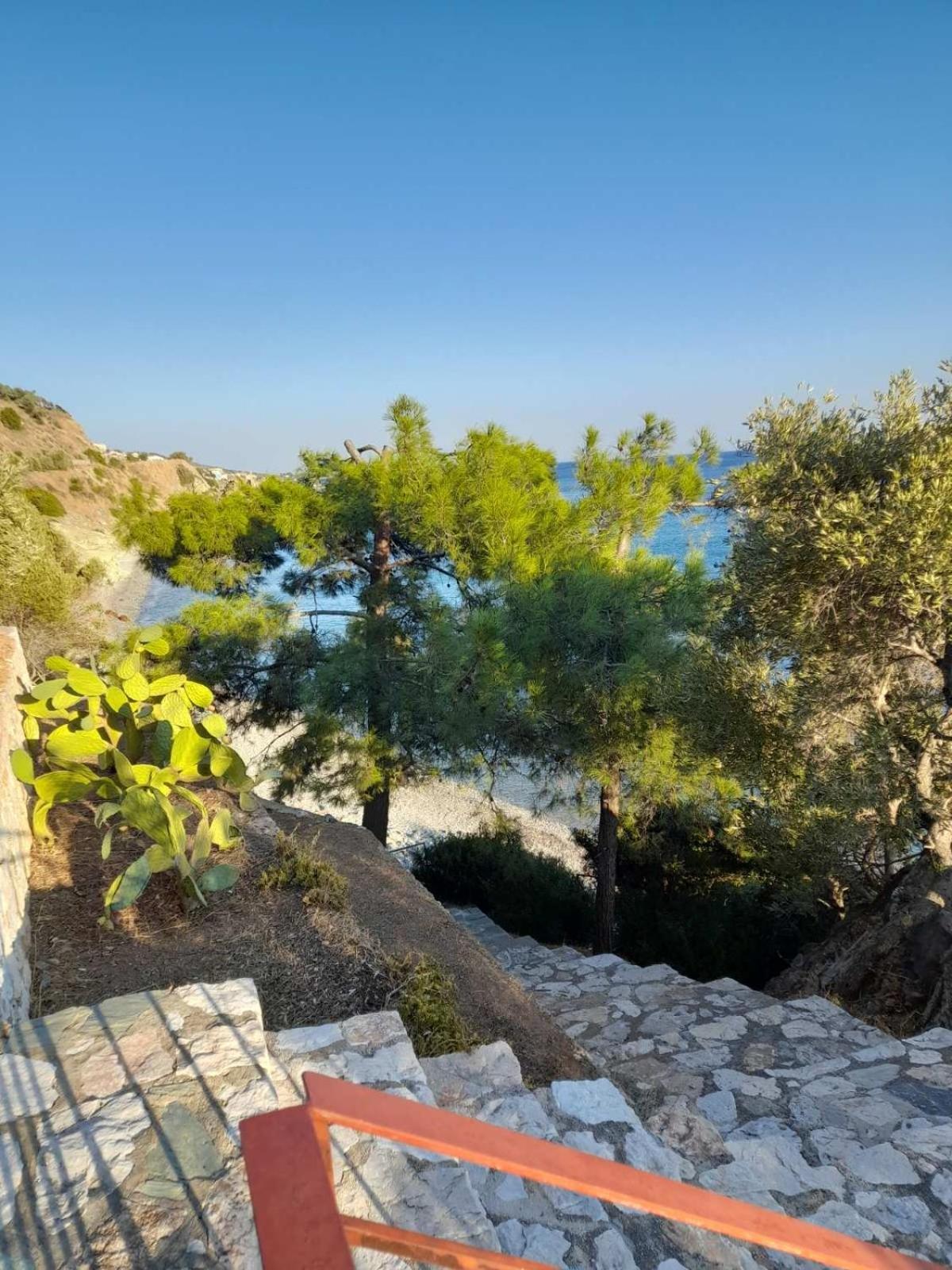 Δωμάτια Κόκκινος Πύργος Plomari エクステリア 写真