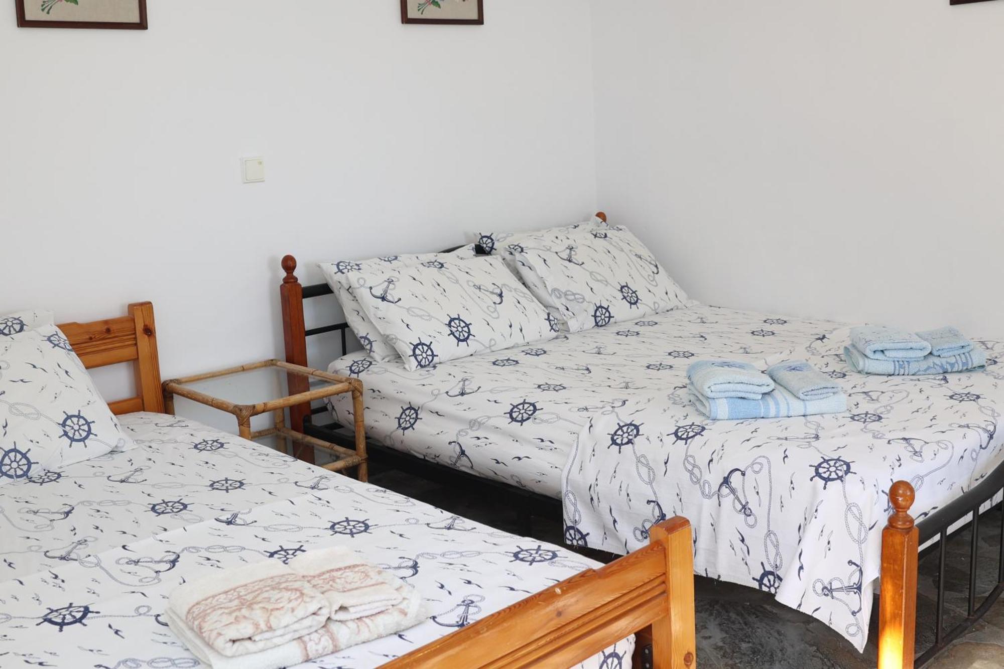Δωμάτια Κόκκινος Πύργος Plomari エクステリア 写真